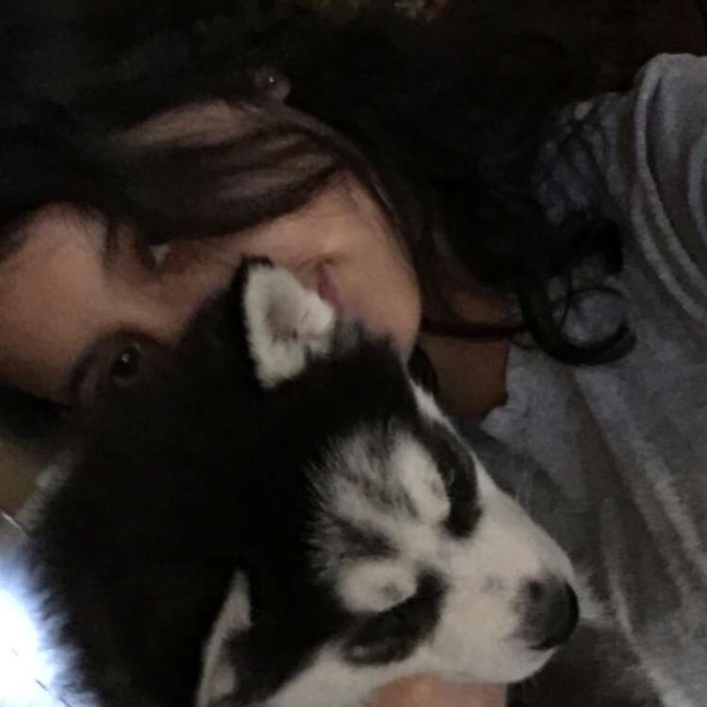 Meet your Posher, Kayla